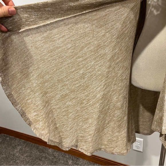 Kate Collection Knit open Cardigan in Tan and Cream with floral lace details - Picture 4 of 11